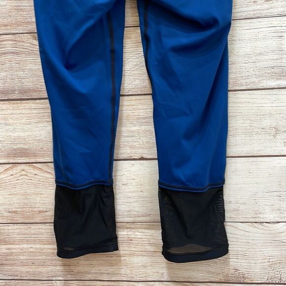 DEREK LAM IOC ATHLETA CROPPED LEGGINGS - Picture 6 of 7